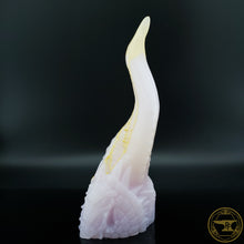 Load image into Gallery viewer, *|BLACK FRIDAY|* *QIMERA FORGE by PF* Medium Maw, Soft 00-30 Firmness, Gold Drip Over Lilac Fade, 2685