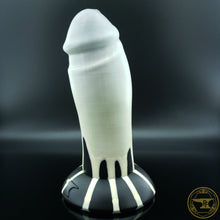 Load image into Gallery viewer, Large Fighter, Super Soft 00-20 Firmness, No Feet, 3719