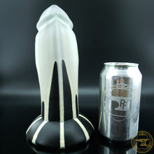 Load image into Gallery viewer, Large Fighter, Super Soft 00-20 Firmness, No Feet, 3719