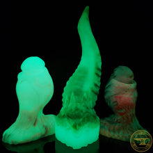 Load image into Gallery viewer, *|BLACK FRIDAY|* *QIMERA FORGE by PF* Medium Maw, Super Soft 00-20 Firmness, Wow Wow WOW, 3950, UV,GLOW