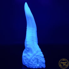 Load image into Gallery viewer, *|BLACK FRIDAY|* *QIMERA FORGE by PF* Medium Maw, Medium 00-50 Firmness, White Glow, 4078