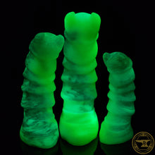 Load image into Gallery viewer, *|BLACK FRIDAY|* Small Ankheg, Super Soft 00-20 Firmness, Rainforest Swirls, 4186