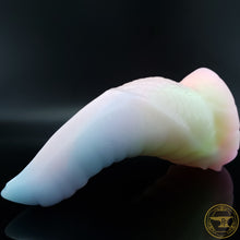 Load image into Gallery viewer, |SOLD OUT| FLOP Large Kobold, Soft 00-30 Firmness, Castaways, 4784