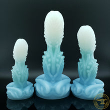 Load image into Gallery viewer, *|BLACK FRIDAY|* Small Aboleth, Medium 00-50 Firmness, Chilly Ghosts, 5251