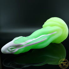 Load image into Gallery viewer, XL Halichoer, Medium 00-50 Firmness, Wintergreen Drips, 5787