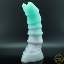 Load image into Gallery viewer, Large Ankheg, Medium 00-50 Firmness, Winter Treetop Fades, 5848