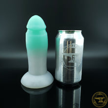 Load image into Gallery viewer, Small Fighter, Medium 00-50 Firmness, Winter Treetop Fades, 5854