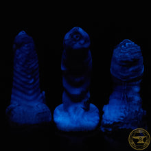 Load image into Gallery viewer, Large Illithid, Soft 00-30 Firmness, Darkest Winter Sea, 5894