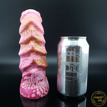 Load image into Gallery viewer, Medium Ankheg, Medium 00-50 Firmness, H O T T O G O, 5974