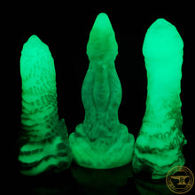 Load image into Gallery viewer, XL Illithid, Medium 00-50 Firmness, Lime Cuties, 6019