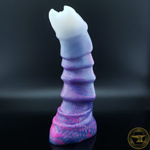 Load image into Gallery viewer, Large Ankheg, Medium 00-50 Firmness, Pool Party, 6167