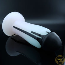 Load image into Gallery viewer, Large Fighter, Medium 00-50 Firmness, Translucent Goth Drips, 6200