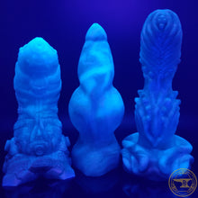 Load image into Gallery viewer, Medium Bromelia, Soft 00-30 Firmness, Secret Beach, 6474