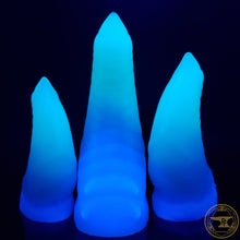 Load image into Gallery viewer, Small Kobold, Medium 00-45 Firmness **SEE NOTE, Sea Glass Fades, 6495