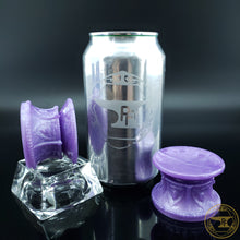 Load image into Gallery viewer, *|7/10|* **Küppş,** Double Sided Suction Cups, Minty Lilac, 011