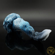 Load image into Gallery viewer, Small Colossal Squid, Medium 00-50 Firmness, Stormy Seas, 6852