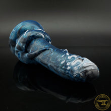 Load image into Gallery viewer, Small Kraken Wizard, Medium 00-50 Firmness, Stormy Seas, 6855