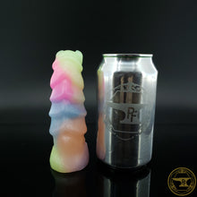 Load image into Gallery viewer, XS Ankheg, Medium 00-50 Firmness, Melted Sour Worms, 6867