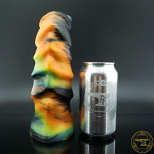 Load image into Gallery viewer, Large Ankheg, Soft 00-30 Firmness, Poison Frog Marble, 6911