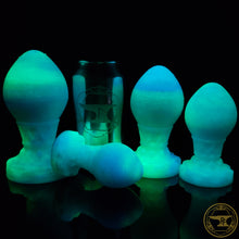 Load image into Gallery viewer, *|BLACK FRIDAY|* **ROC'S EGG PLUG**Soft 00-30, Easter Grass, RU-06