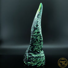 Load image into Gallery viewer, |SOLD OUT| *QIMERA FORGE by PF* Medium Maw, Medium 00-50 Firmness, Goth Frog, 2681, UV
