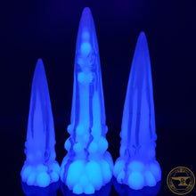 Load image into Gallery viewer, Small Lava Mephit, Medium 00-50 Firmness, White Drips over Sunset Fades, 2784, UV
