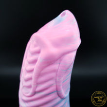 Load image into Gallery viewer, *|YEAR END|* Large Illithid, Medium 00-50 Firmness, Cotton Candy Swirl, 2940, UV
