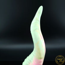 Load image into Gallery viewer, *|4/18|* *QIMERA FORGE by PF* Medium Maw, Super Soft 00-20 Firmness, Fruity, 3980, UV
