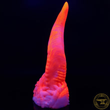 Load image into Gallery viewer, *|4/18|* *QIMERA FORGE by PF* Medium Maw, Soft 00-30 Firmness, Raspberry, 4042, UV, GLOW
