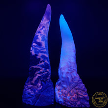 Load image into Gallery viewer, *|BLACK FRIDAY|* FLOP *QIMERA FORGE by PF* Medium Maw, Medium 00-50 Firmness, From the Archives, 4079, UV, GLOW
