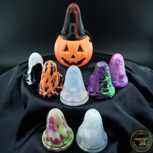 Load image into Gallery viewer, **MYSTERY MINI GHOST BUDDIES PAIR, FREE WITH PURCHASE OF $120 OR MORE**
