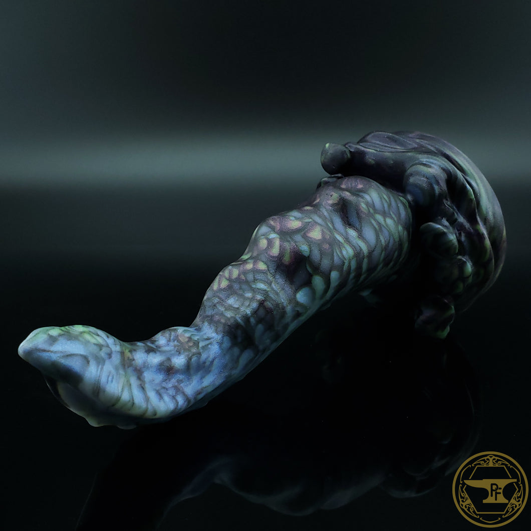 |SOLD OUT| Small Colossal Squid, Medium 00-50 Firmness, Immortal Plague, 5698