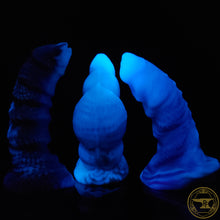 Load image into Gallery viewer, |6/12| Medium Hook Horror, Soft 00-30 Firmness, Mermaid Cove, 6076
