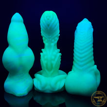 Load image into Gallery viewer, *|5/1|* Large Gnoll, Medium 00-50 Firmness, Pastel Margaritas, 6208 **VAC U LOCK HOLE INCLUDED**
