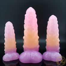 Load image into Gallery viewer, *|7/10|* Small GLOSSY FINISH Troll, Medium 00-45 Firmness **SEE NOTE, ANOTHER DANG SUNSET FADE, 6488
