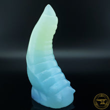 Load image into Gallery viewer, *|7/10|* Small Kobold, Medium 00-45 Firmness **SEE NOTE, Sea Glass Fades, 6495

