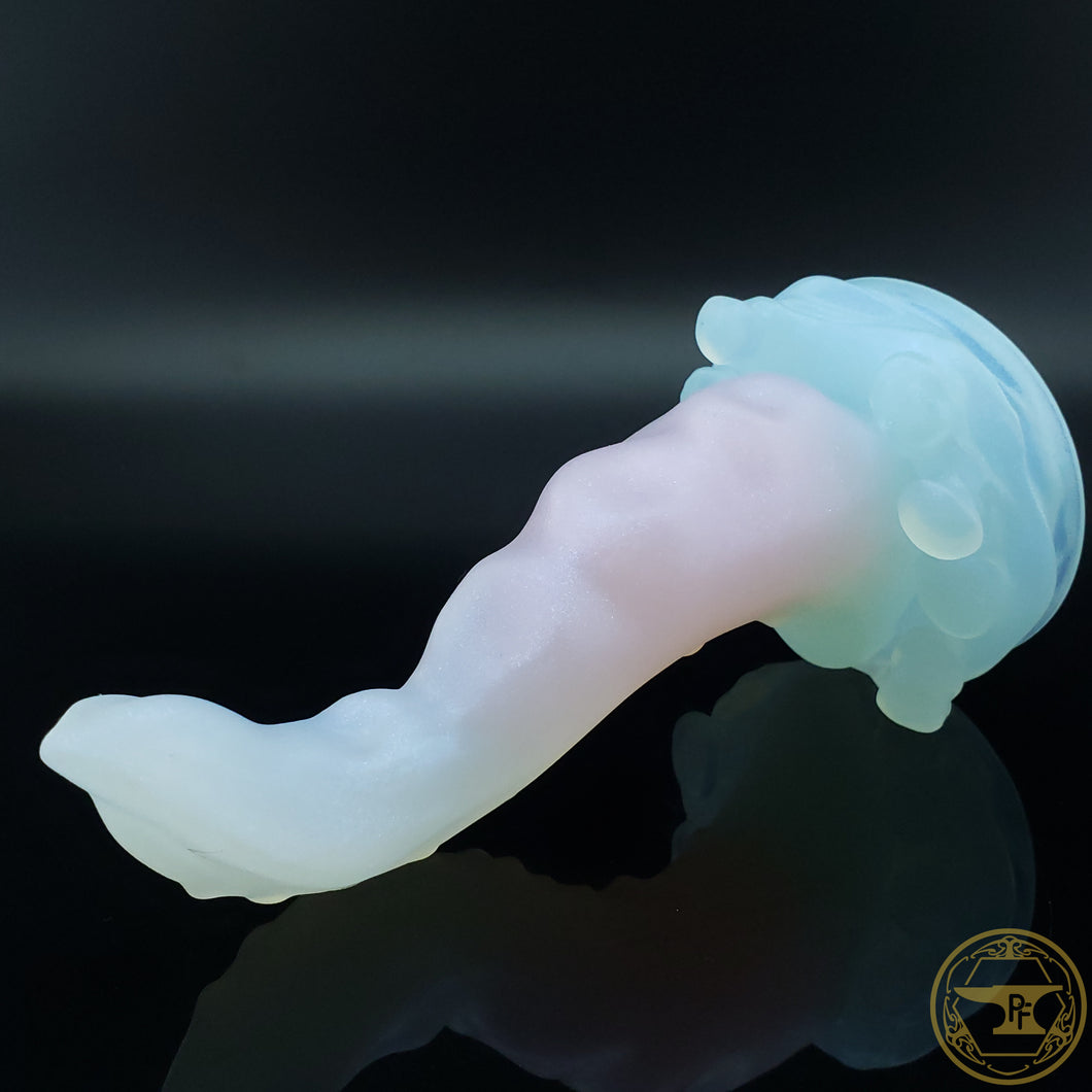 *|7/10|* Small Colossal Squid, Medium 00-45 Firmness **SEE NOTE, Cotton Candy Fades, 6502