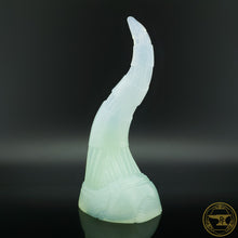 Load image into Gallery viewer, *QIMERA FORGE by PF* Medium The Bug, Firm 10A Firmness, Sparkly Frosted Flowers, 6556
