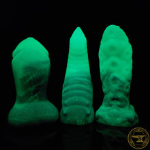 Load image into Gallery viewer, Medium Dwarf, Super Soft 00-20 Firmness, The Seas be Ours, 6691
