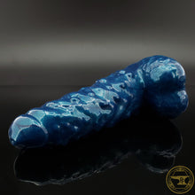 Load image into Gallery viewer, Small GLOSSY Troll, Medium 00-50 Firmness, Castaways, 6720
