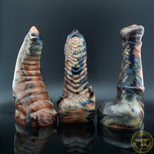 Load image into Gallery viewer, Large Illithid, Soft 00-30 Firmness, Werewolf's Library, 6758
