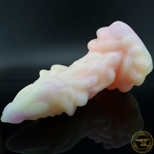 Load image into Gallery viewer, Large Hydrochroma, Super Soft 00-20 Firmness, VERY Melted Sour Worms, 6787
