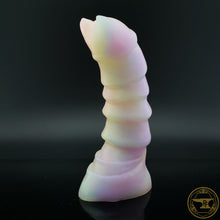 Load image into Gallery viewer, Medium Ankheg, Super Soft 00-20 Firmness, VERY Melted Sour Worms, 6791
