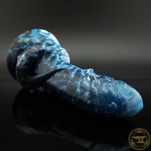Load image into Gallery viewer, Medium Kraken Rogue, Medium 00-50 Firmness, Stormy Seas, 6849
