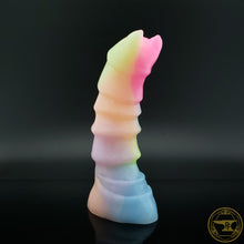Load image into Gallery viewer, Medium Ankheg, Medium 00-50 Firmness, Melted Sour Worms, 6862
