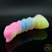 Load image into Gallery viewer, Small Ankheg, Medium 00-50 Firmness, Melted Sour Worms, 6865
