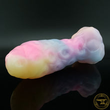 Load image into Gallery viewer, Large Aboleth, Soft 00-30 Firmness, Melted Sour Worms, 6891
