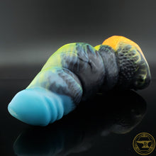 Load image into Gallery viewer, Large Murloc, Soft 00-30 Firmness, Poison Frog Marble, 6912
