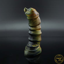 Load image into Gallery viewer, XS Ankheg, Soft 00-30 Firmness, Poison Frog Marble, 6919
