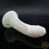 Small Rogue, Soft 00-30 Firmness, White Drips over Tropical Succulent, 6948